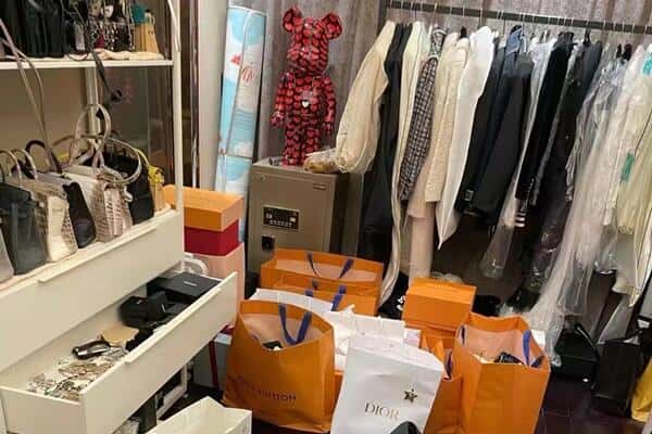 南京玄武区回收一线品牌衣服
